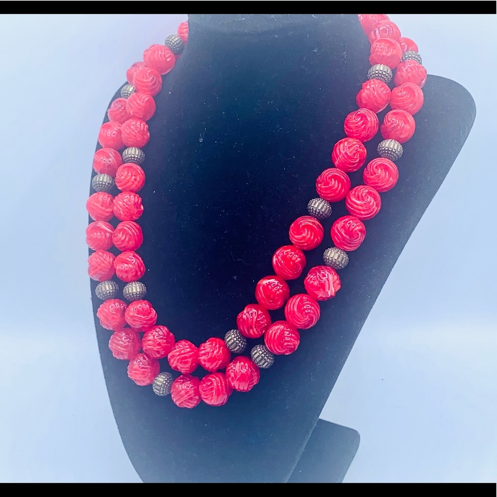 Textured plastic vintage cherry red bead necklace knot beads molded vibrant